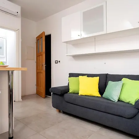 Clock Tower - Zf Hvar Center アパート フヴァル