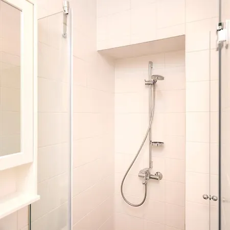 Clock Tower - Zf Hvar Center * Хвар