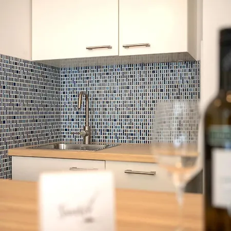 Clock Tower - Zf Hvar Center Апартаменты *