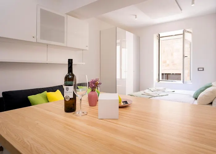 Clock Tower - Zf Hvar Center *